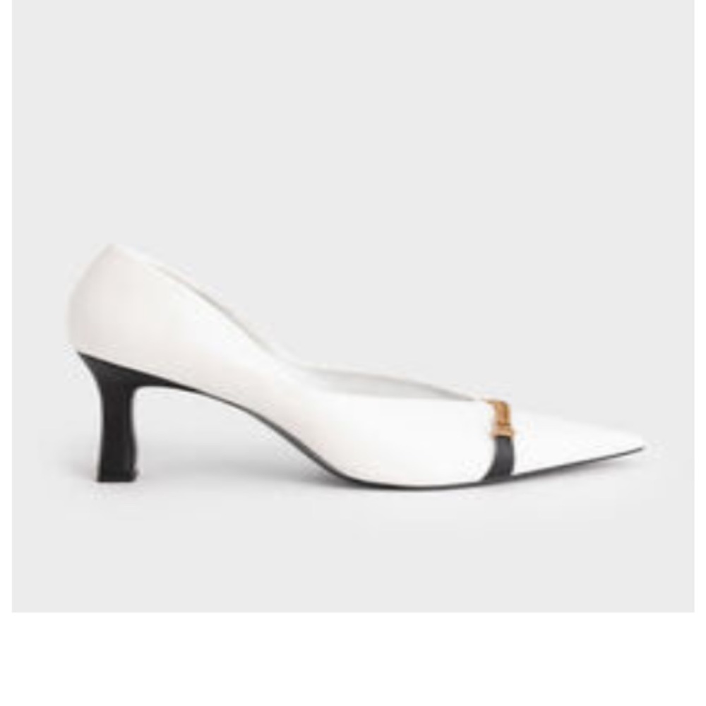 NIB Charles Keith Winter White Women's Heels with Gold Chain Detail